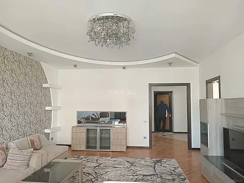 Satılır 3 otaqlı mənzil 140 m²