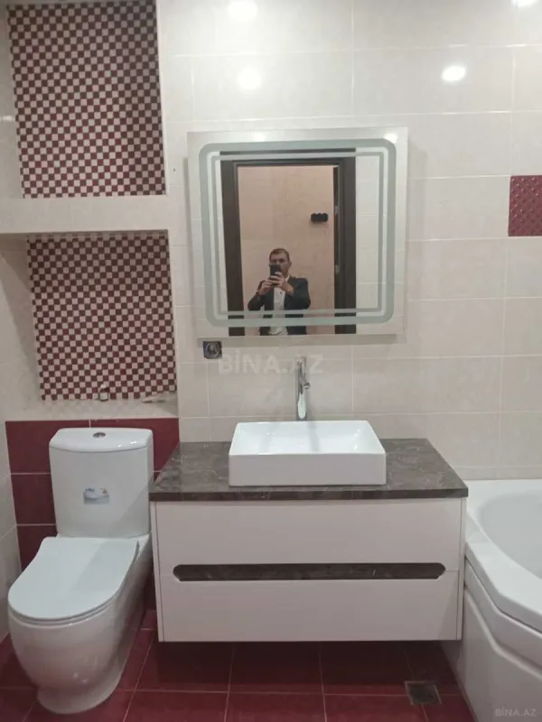 Satılır 3 otaqlı mənzil 140 m²