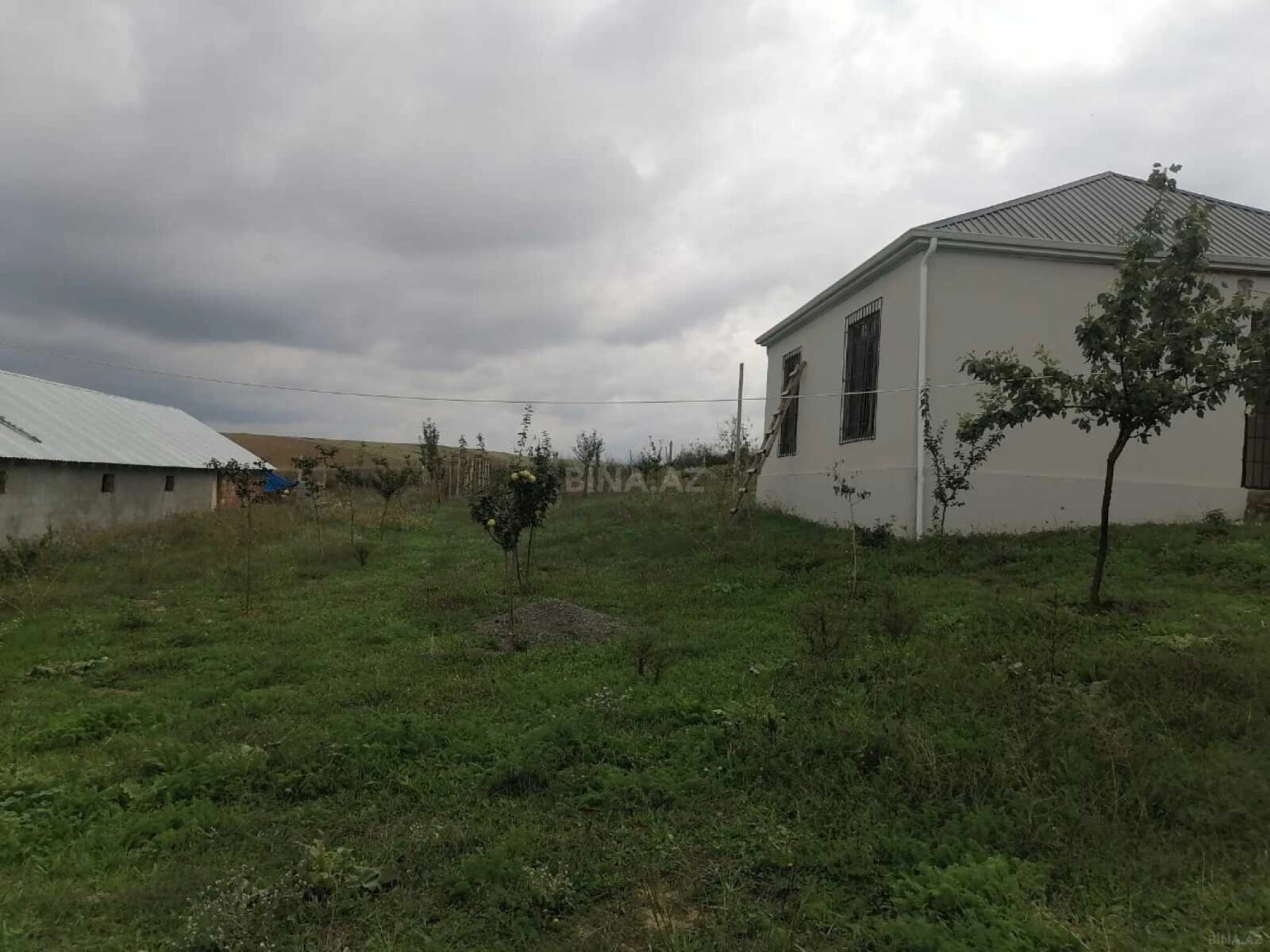 Satılır 2 otaqlı həyət evi 60 m²