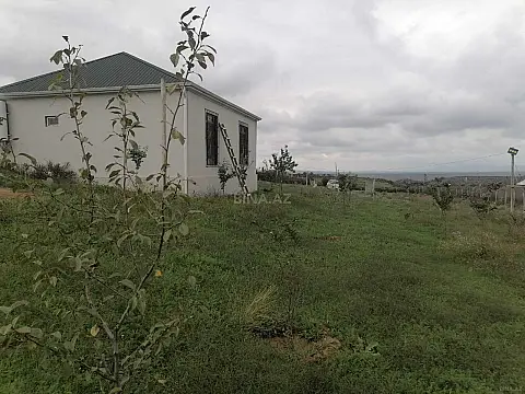 Satılır 2 otaqlı həyət evi 60 m²