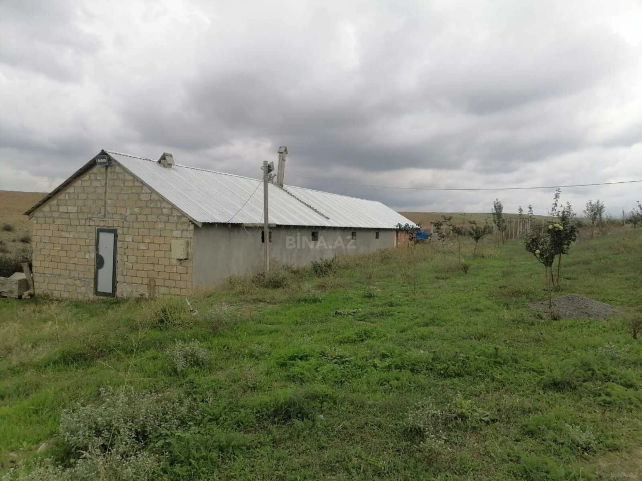 Satılır 2 otaqlı həyət evi 60 m²