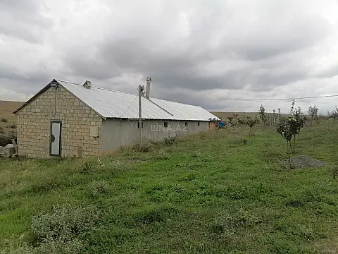 Satılır 2 otaqlı həyət evi 60 m²