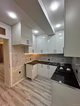 Satılır 2 otaqlı mənzil 68 m²