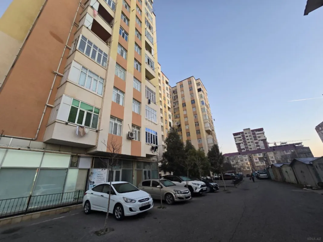 Satılır 1 otaqlı mənzil 63 m²