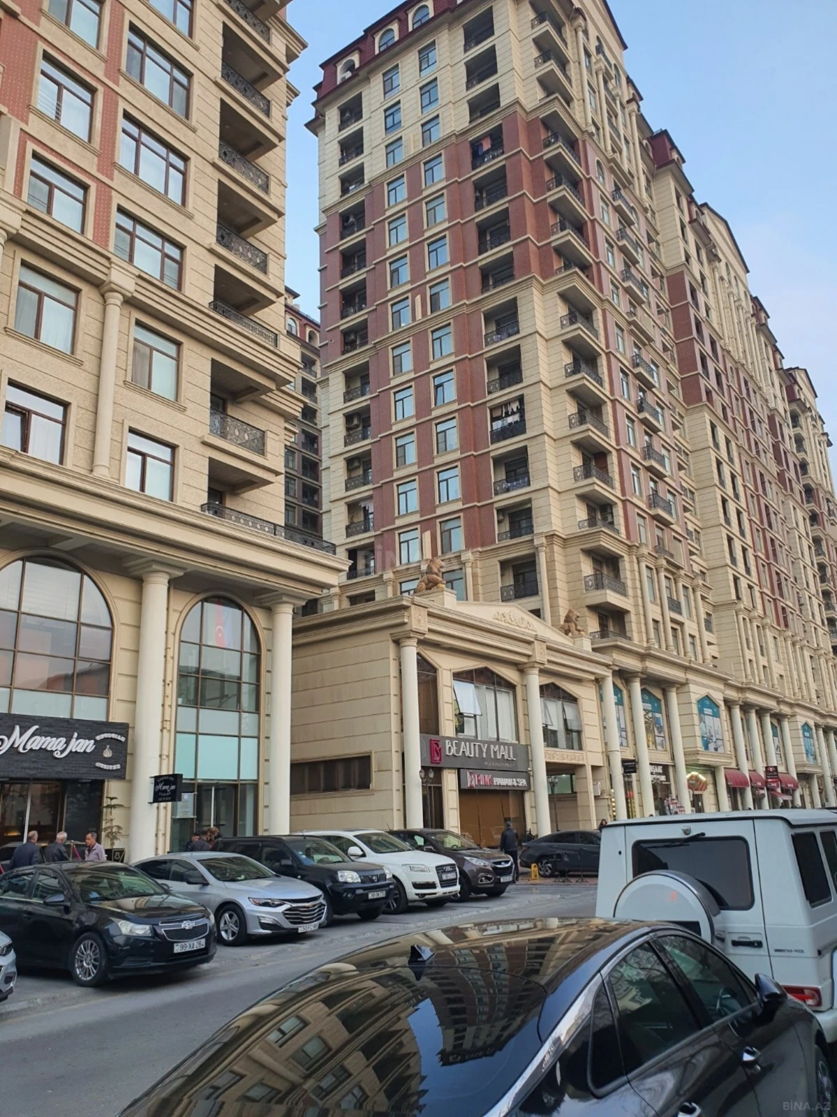 Satılır 3 otaqlı mənzil 116 m²