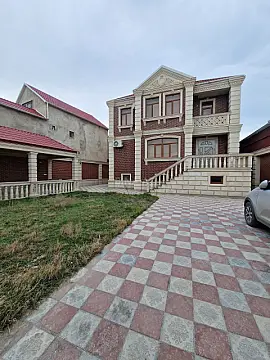 Satılır 5 otaqlı həyət evi 350 m² — Sumqayıt 5 otaq 350.00 m²