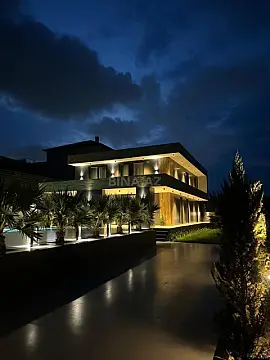 Satılır 6 otaqlı həyət evi 300 m² — Bakı, Novxanı 6 otaq 300.00 m²