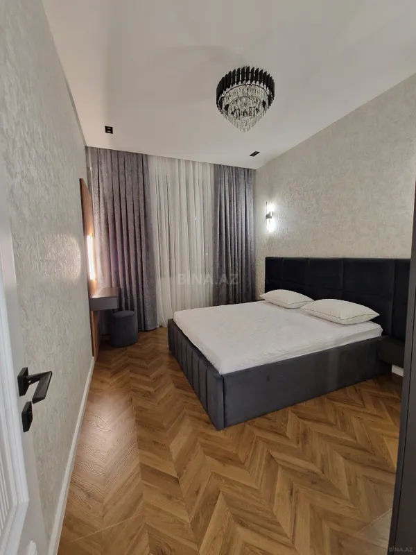 Kirayə verilir 2 otaqlı mənzil 60 m²