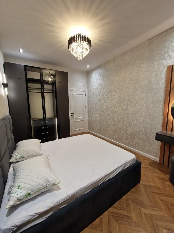 Kirayə verilir 2 otaqlı mənzil 60 m²