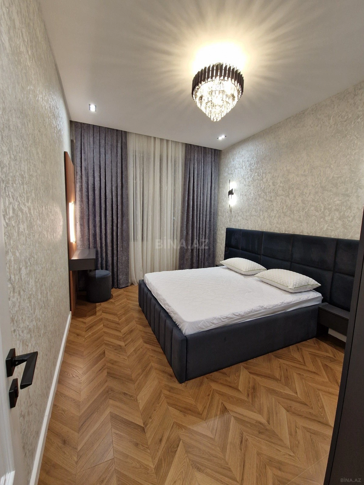 Kirayə verilir 2 otaqlı mənzil 60 m²