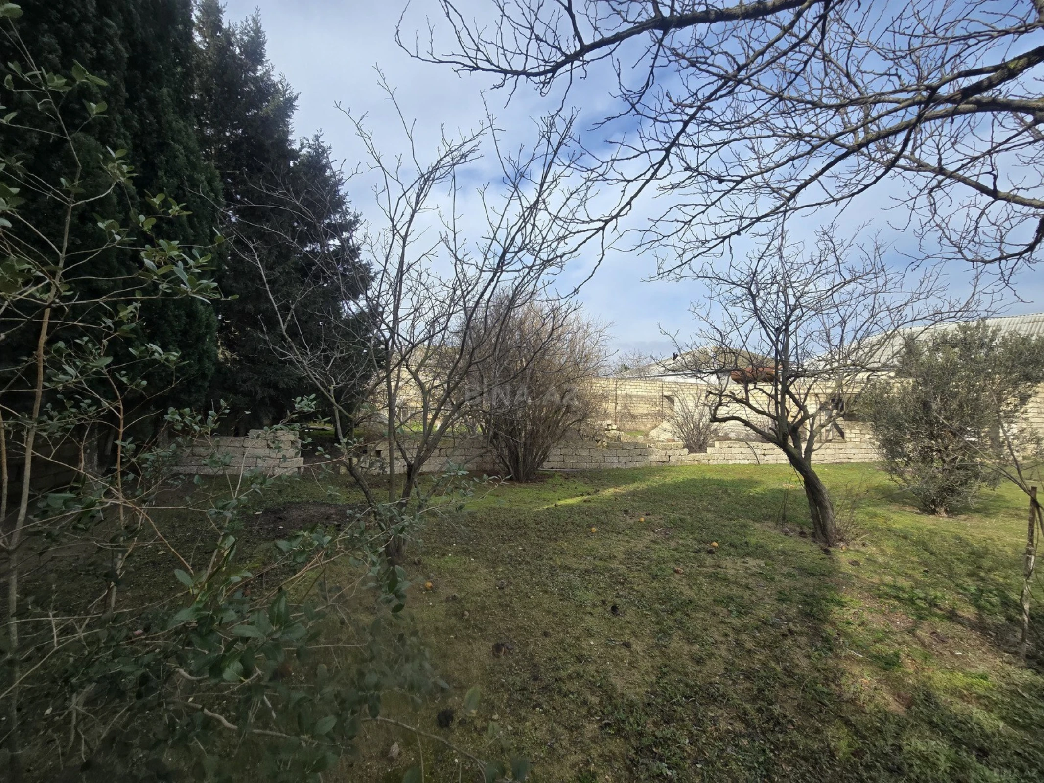 Satılır torpaq sahəsi 8 m²