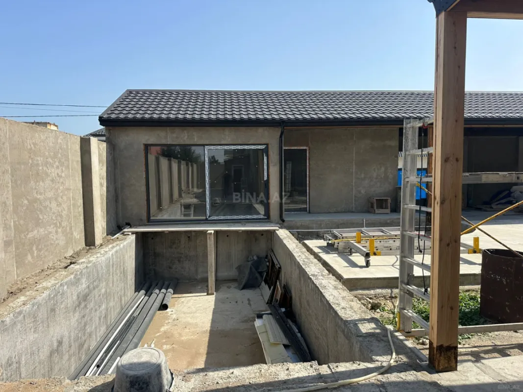 Satılır 4 otaqlı həyət evi 200 m²