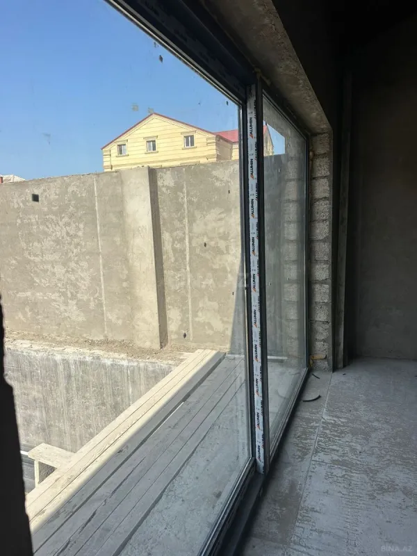 Satılır 4 otaqlı həyət evi 200 m²