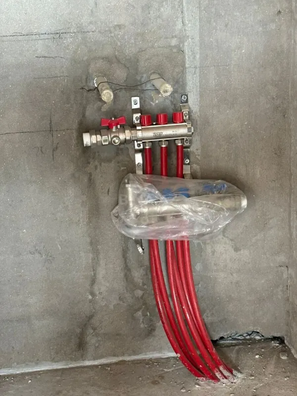 Satılır 4 otaqlı həyət evi 200 m²