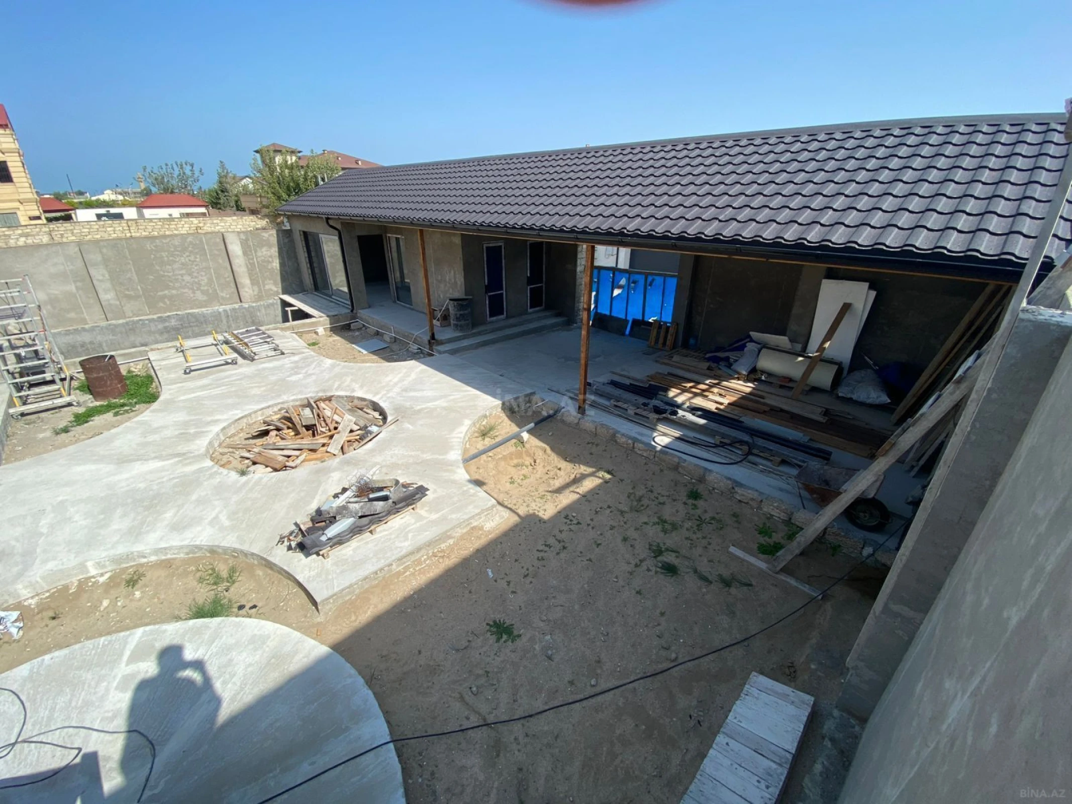 Satılır 4 otaqlı həyət evi 200 m²