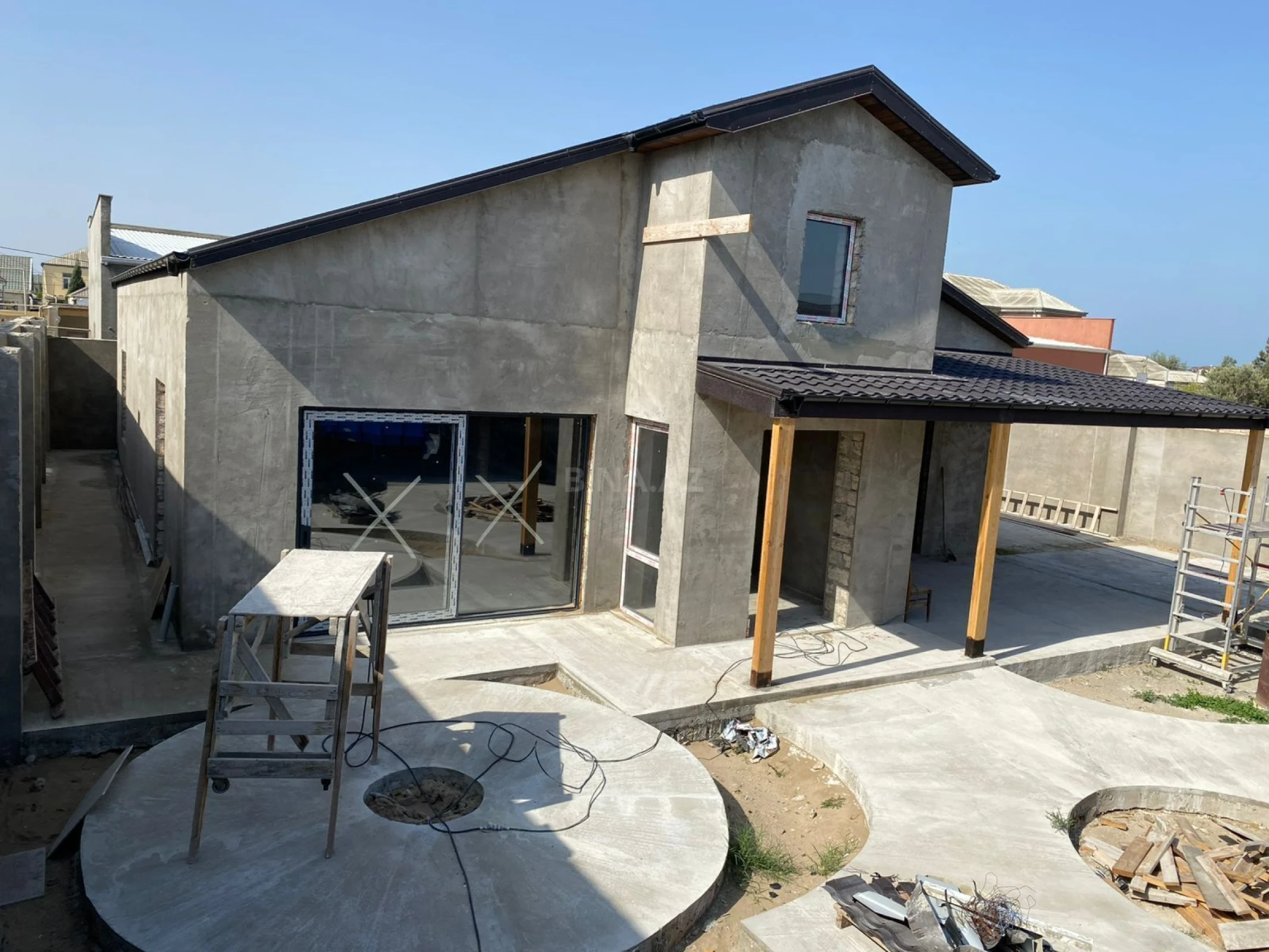 Satılır 4 otaqlı həyət evi 200 m²