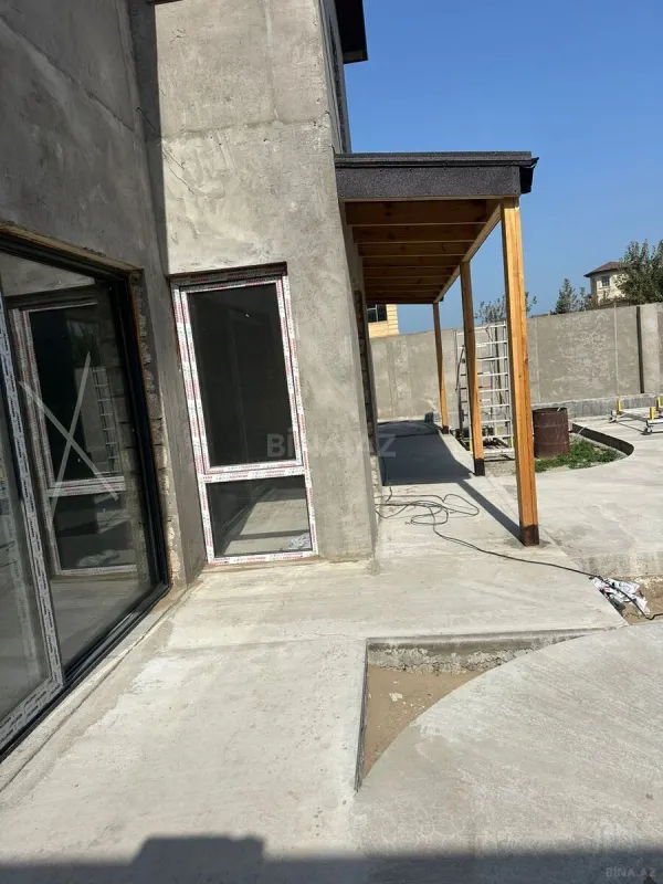 Satılır 4 otaqlı həyət evi 200 m²