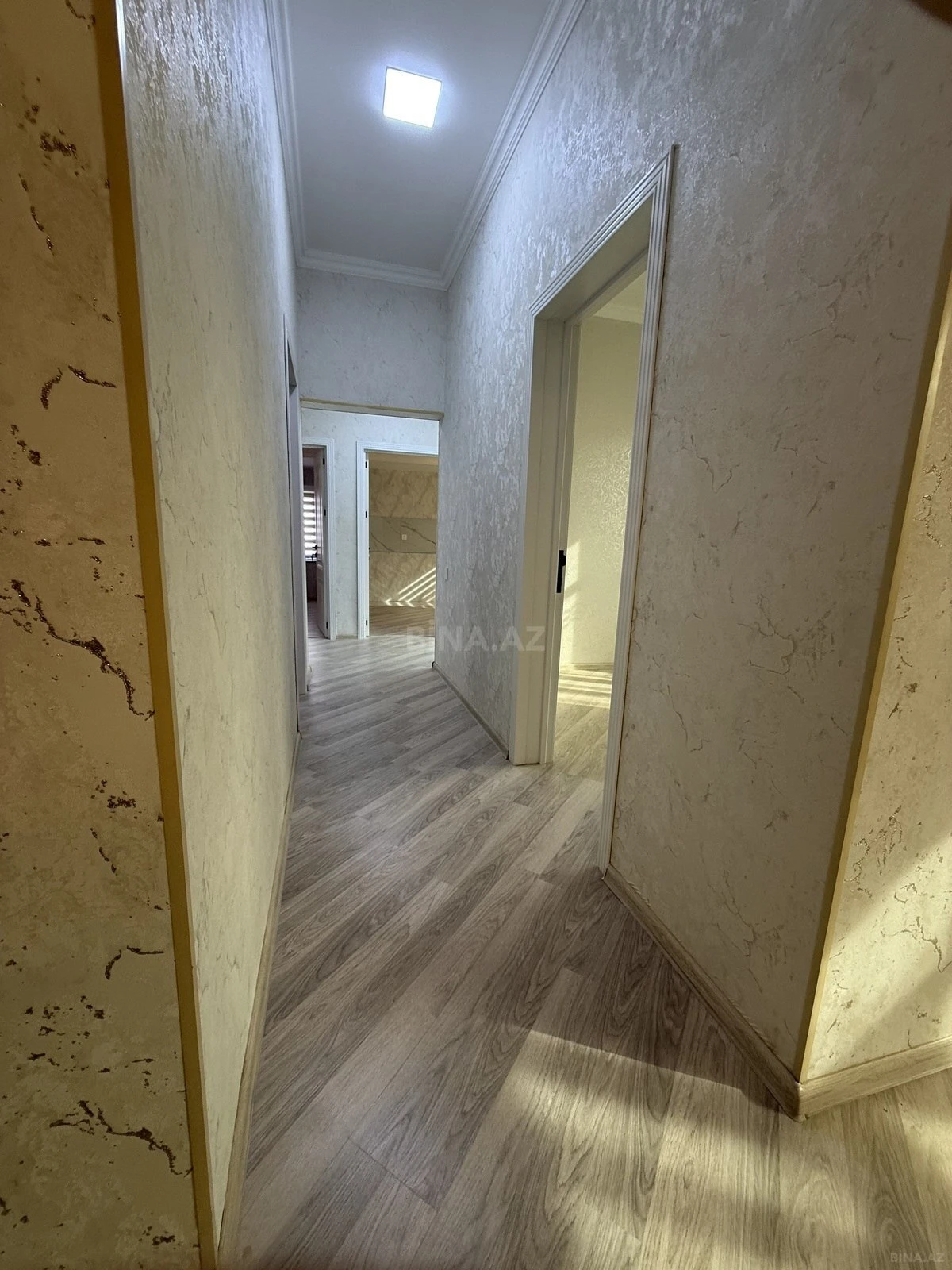 Satılır 6 otaqlı həyət evi 150 m²