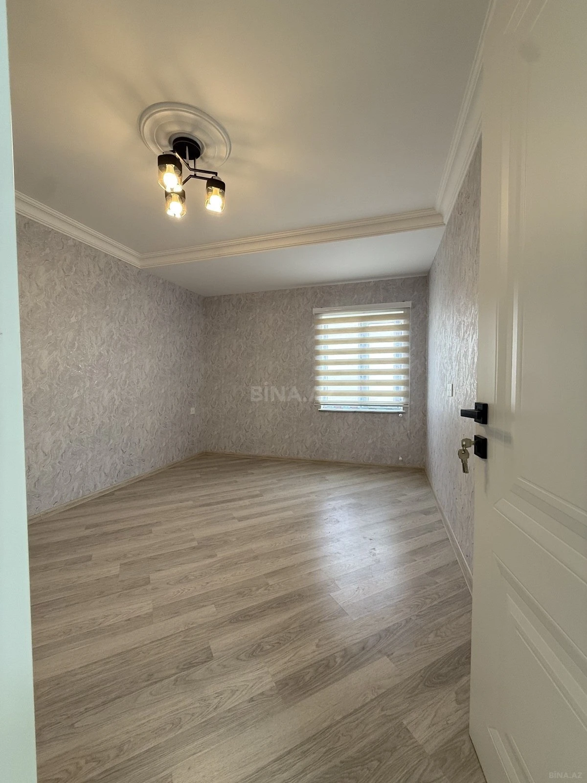 Satılır 6 otaqlı həyət evi 150 m²