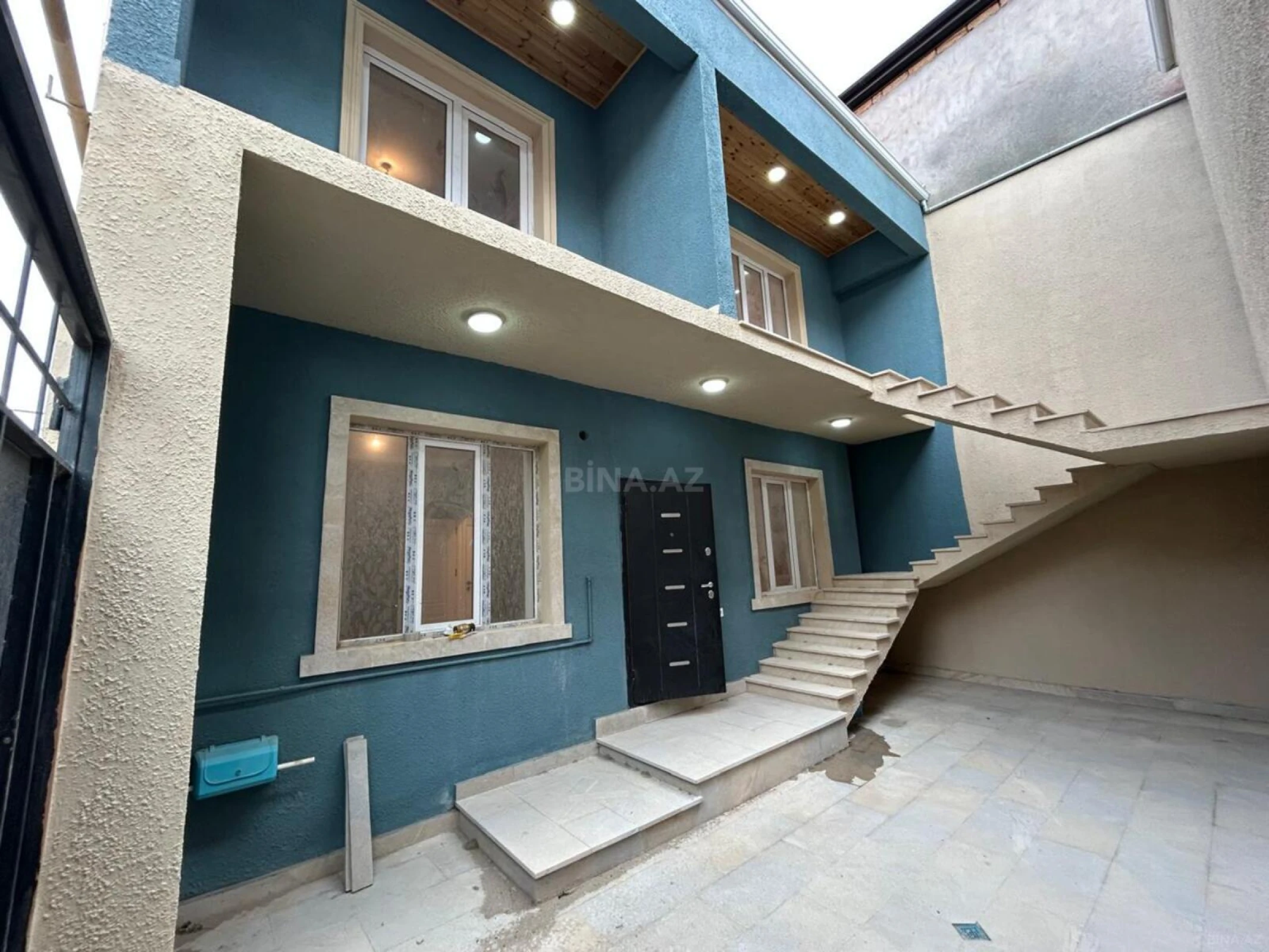 Satılır 6 otaqlı həyət evi 145 m²
