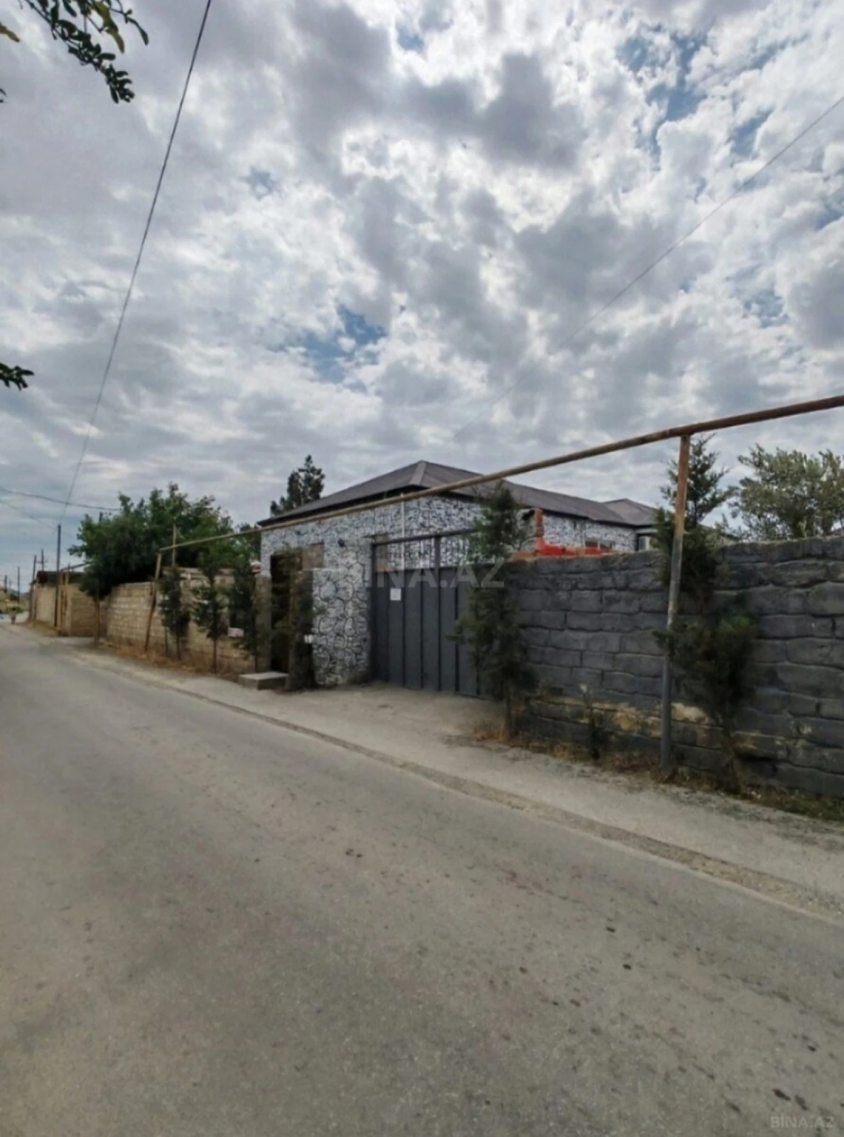 Satılır 3 otaqlı həyət evi 110 m²