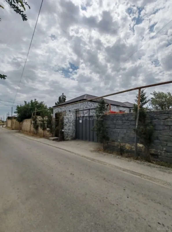 Satılır 3 otaqlı həyət evi 110 m²