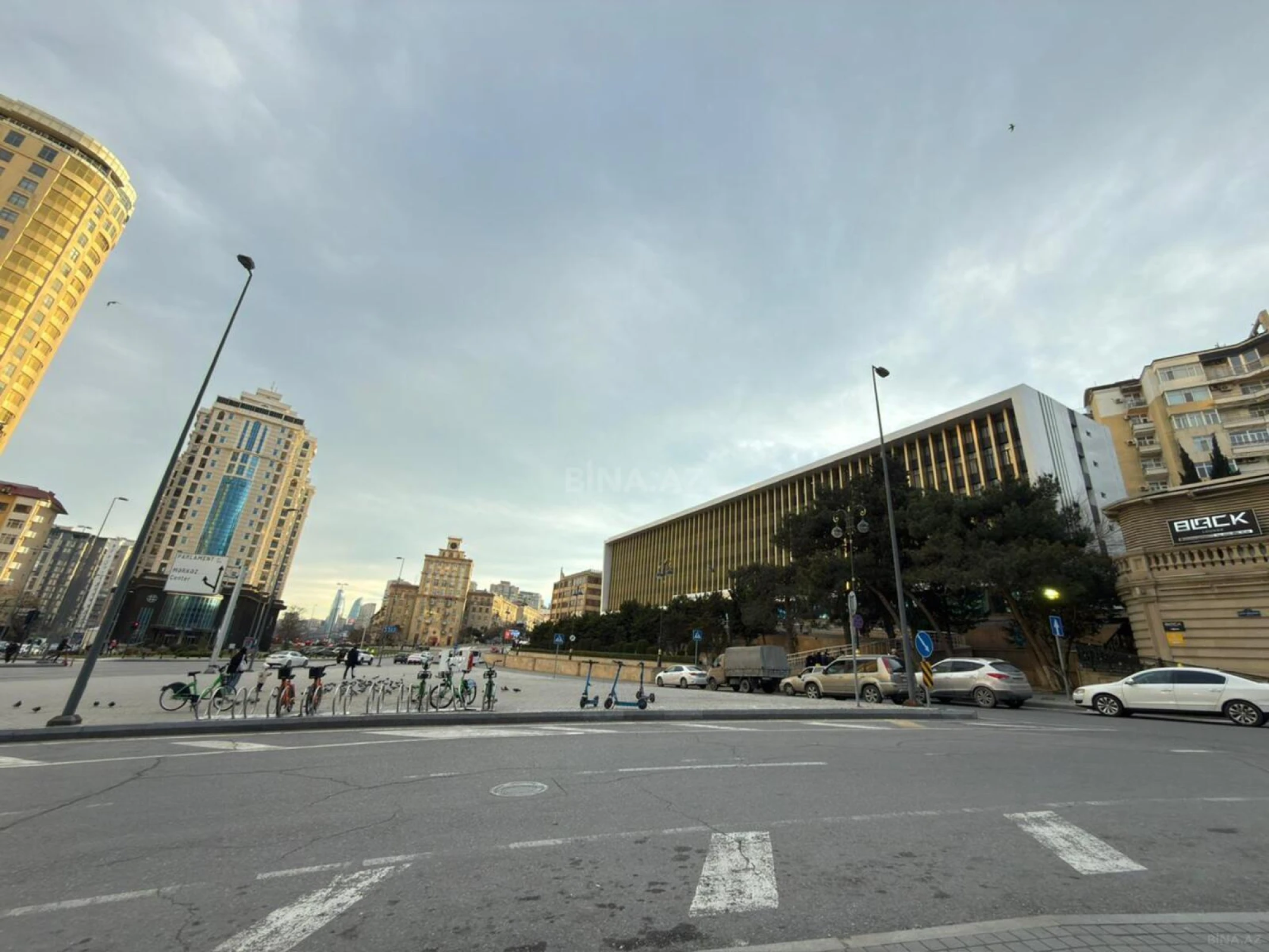 Satılır 2 otaqlı mənzil 60 m²