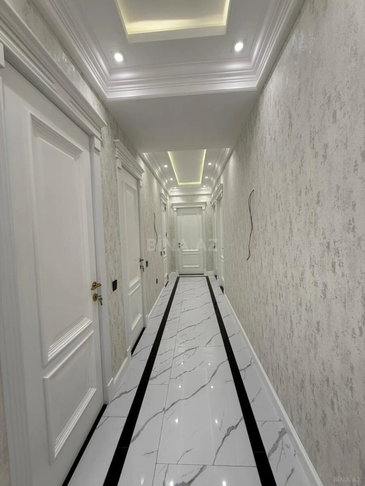 Satılır 3 otaqlı mənzil 100 m²