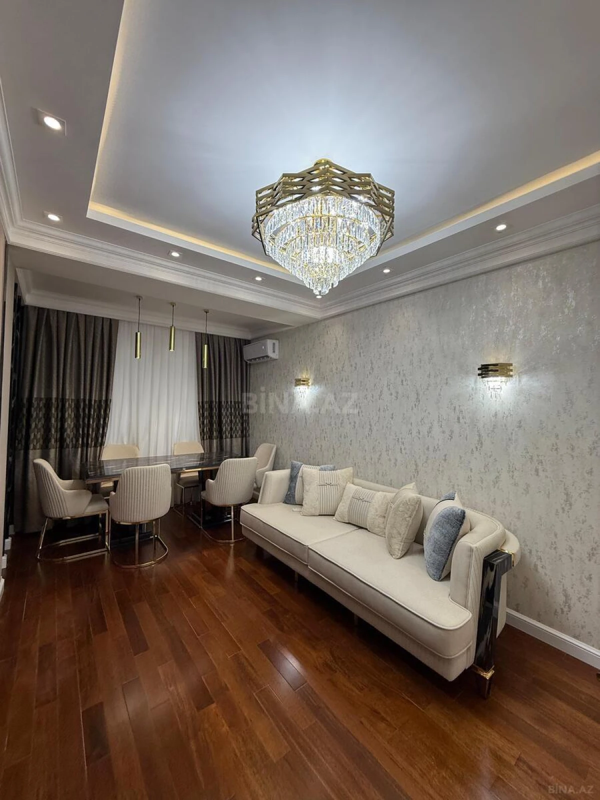Satılır 3 otaqlı mənzil 100 m²