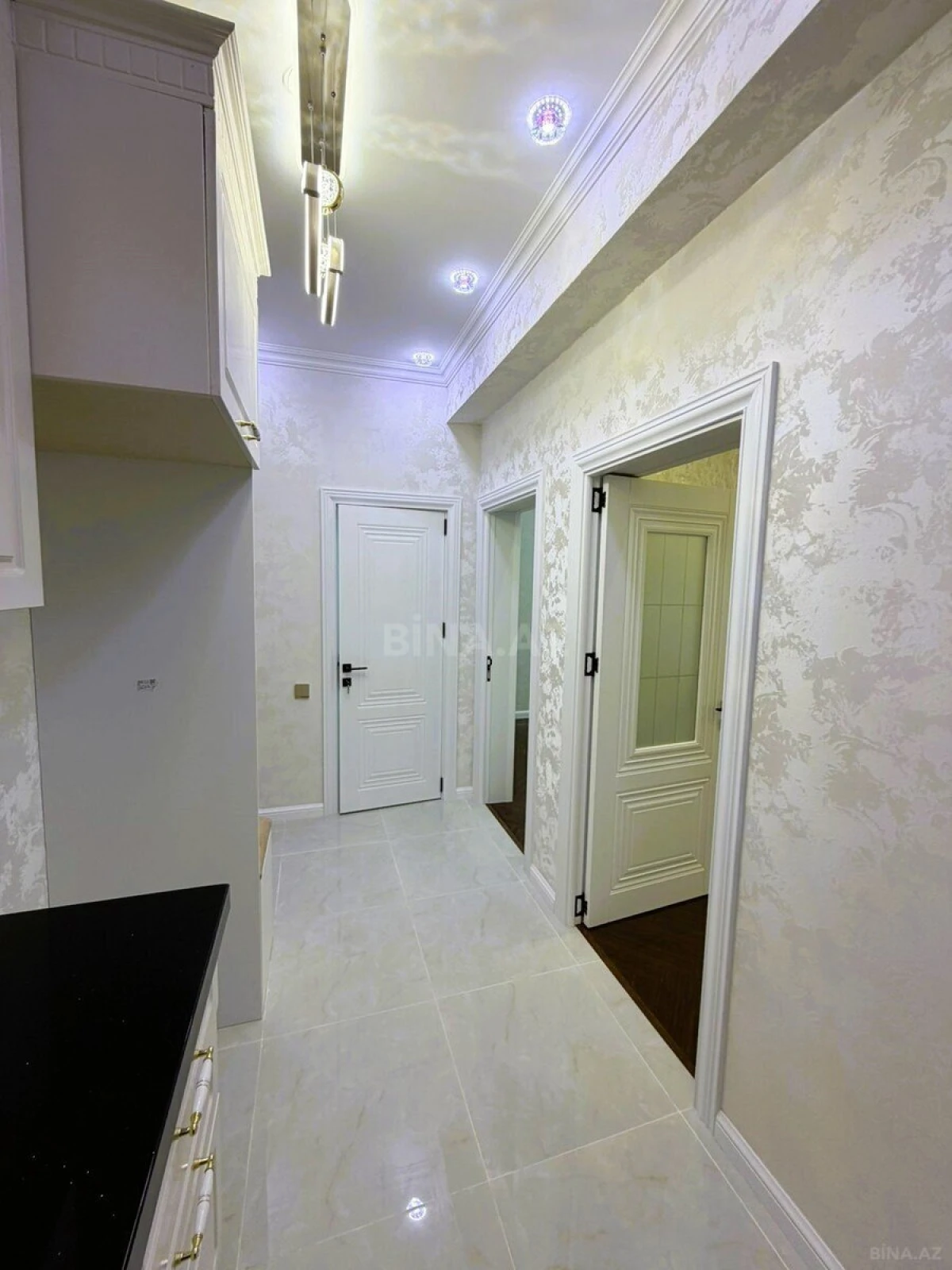 Satılır 2 otaqlı mənzil 53 m²