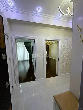 Satılır 2 otaqlı mənzil 53 m²