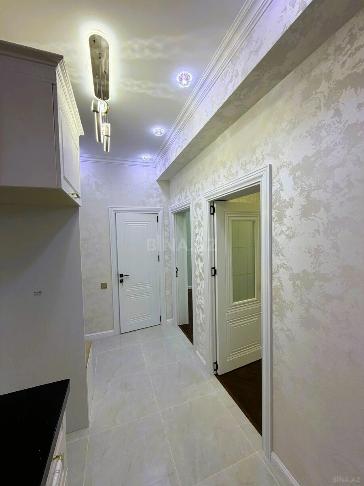 Satılır 2 otaqlı mənzil 53 m²