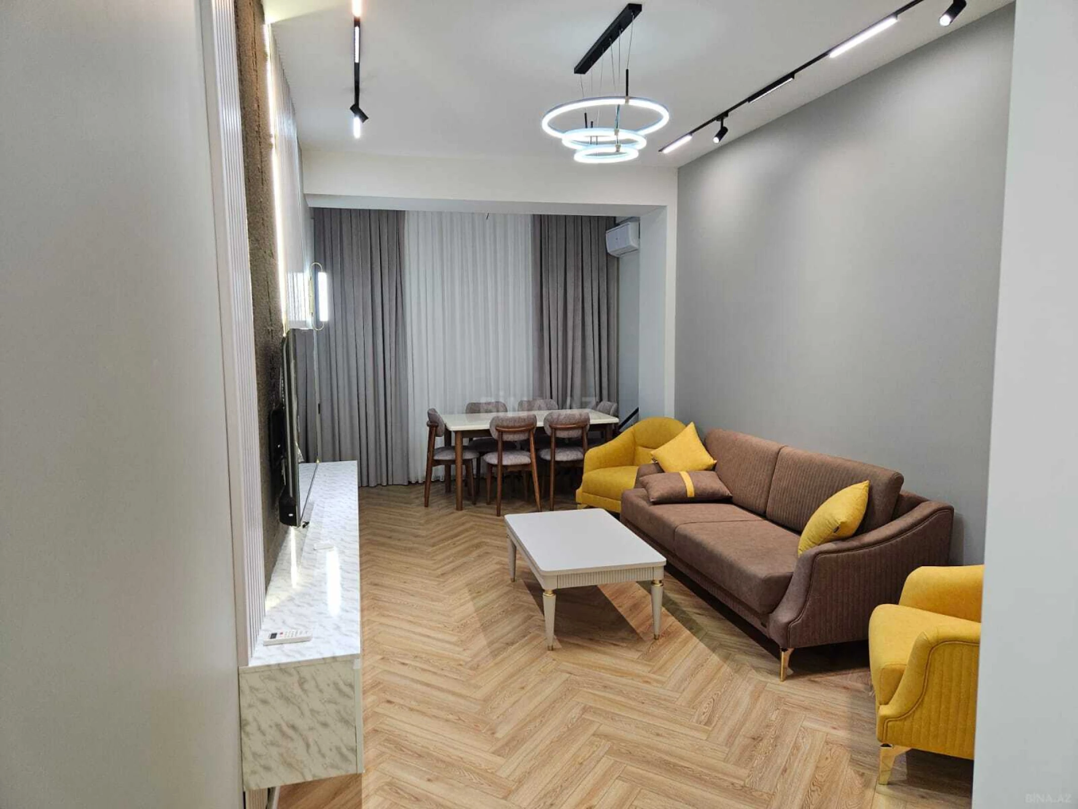Kirayə verilir 2 otaqlı mənzil 64 m²