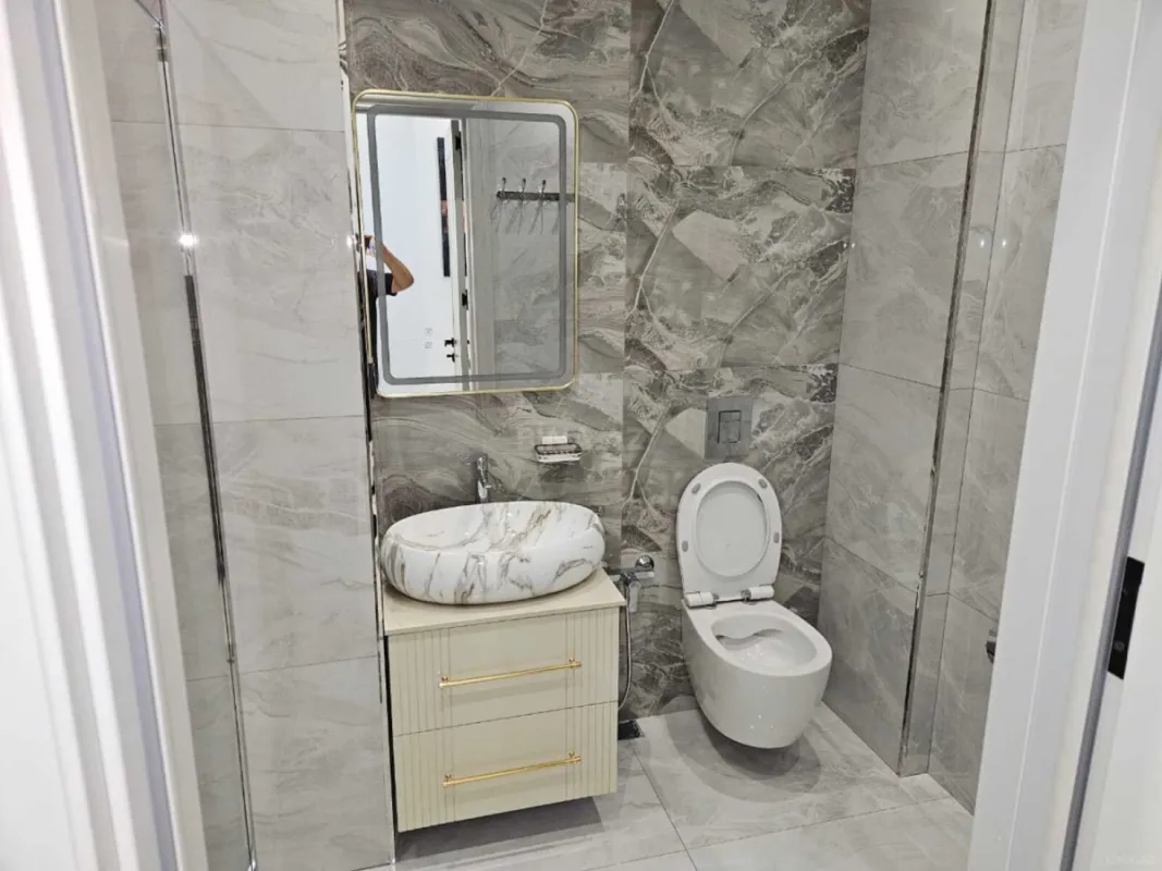 Kirayə verilir 2 otaqlı mənzil 64 m²