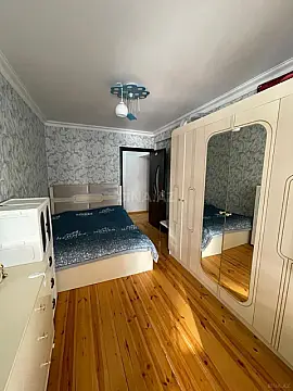 Satılır 3 otaqlı mənzil 117 m²