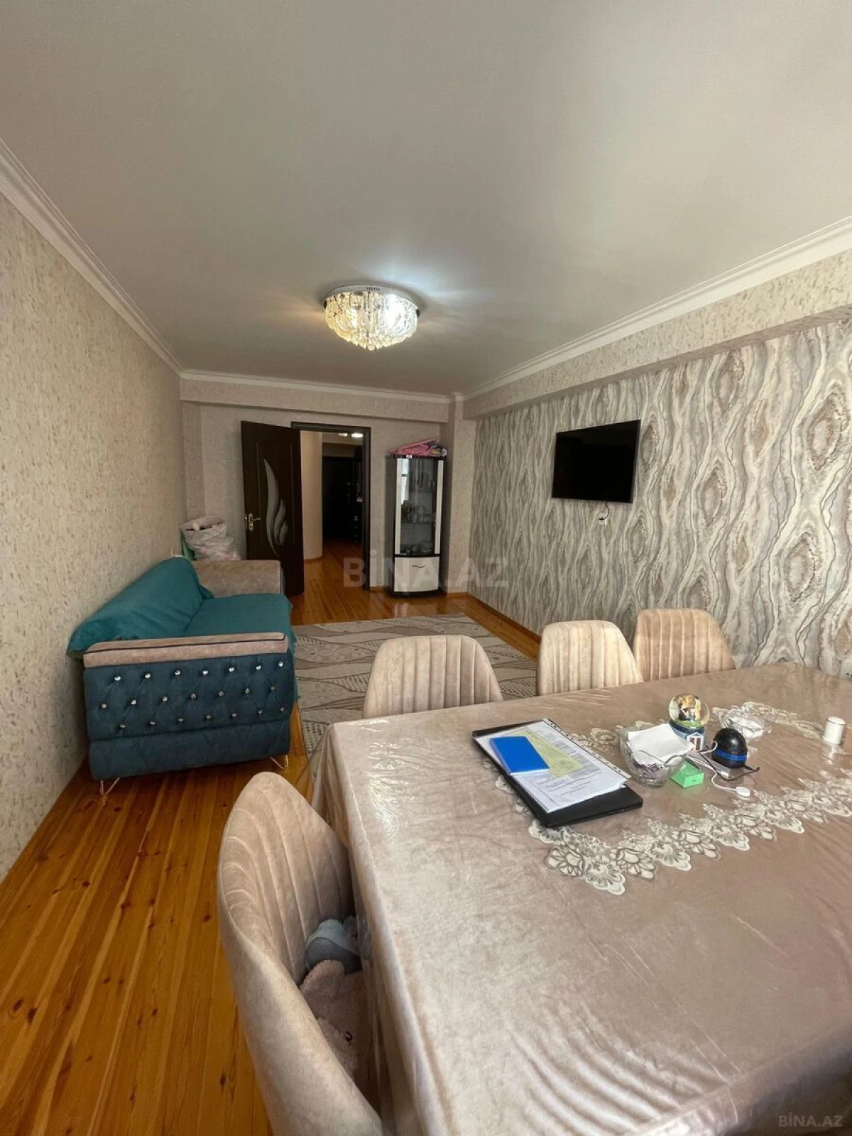 Satılır 3 otaqlı mənzil 117 m²