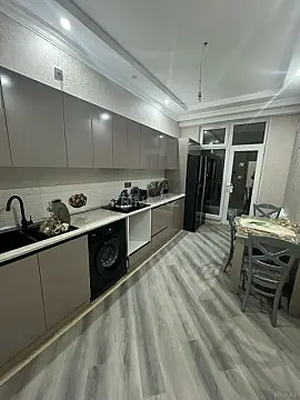 Satılır 3 otaqlı mənzil 125 m²