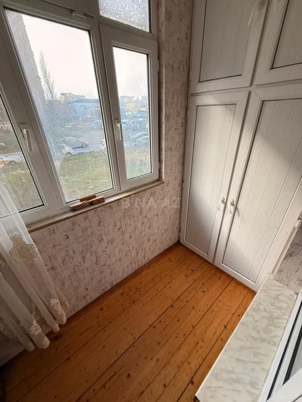 Satılır 2 otaqlı mənzil 45 m²