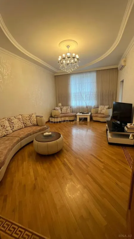 Satılır 2 otaqlı mənzil 90 m²