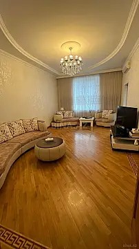 Satılır 2 otaqlı mənzil 90 m²