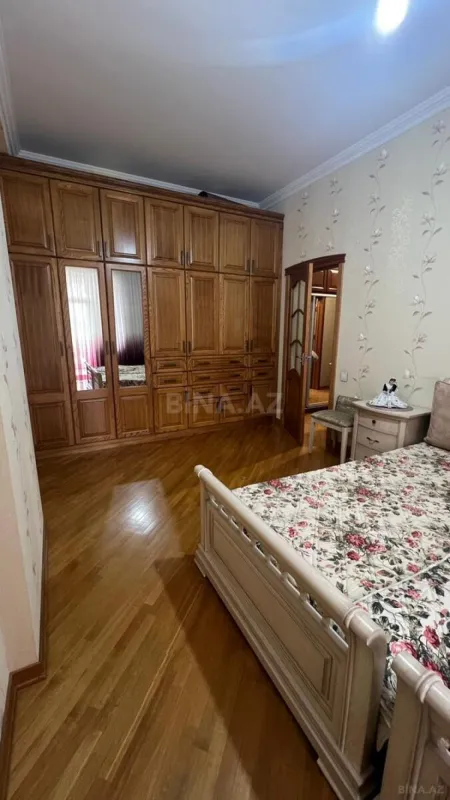 Satılır 2 otaqlı mənzil 90 m²