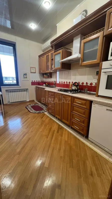 Satılır 2 otaqlı mənzil 90 m²