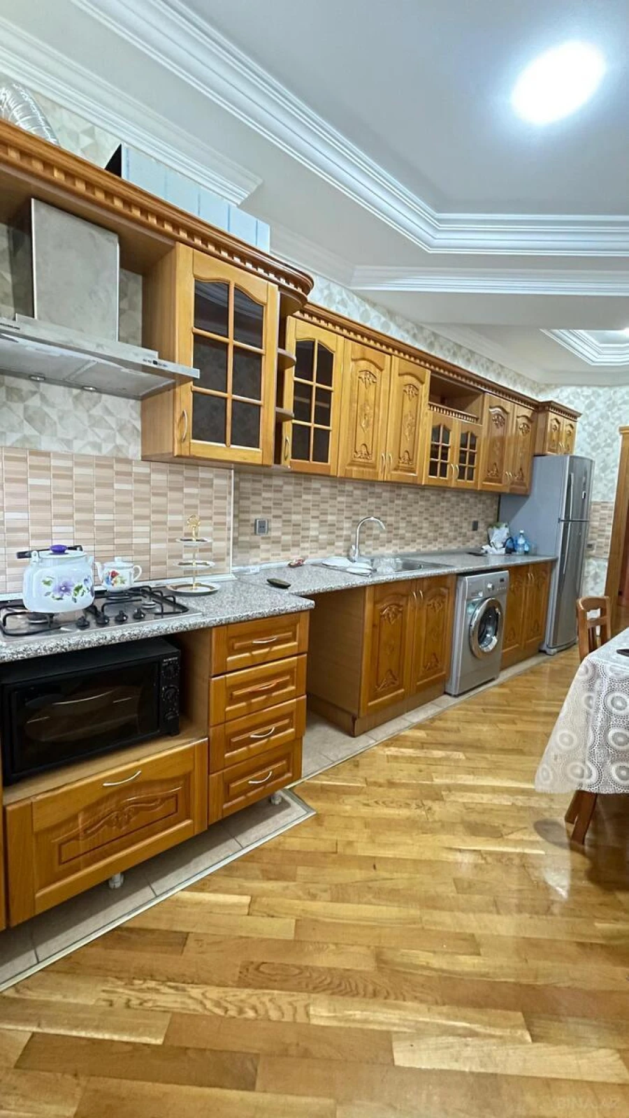 Kirayə verilir 3 otaqlı mənzil 102 m²