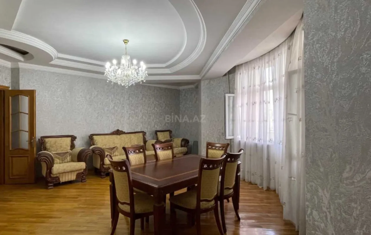 Kirayə verilir 3 otaqlı mənzil 102 m²
