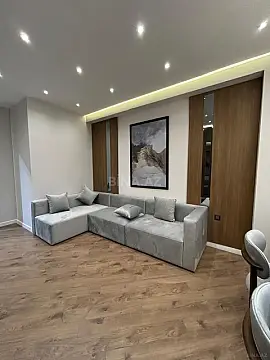 Satılır 3 otaqlı mənzil 119 m²