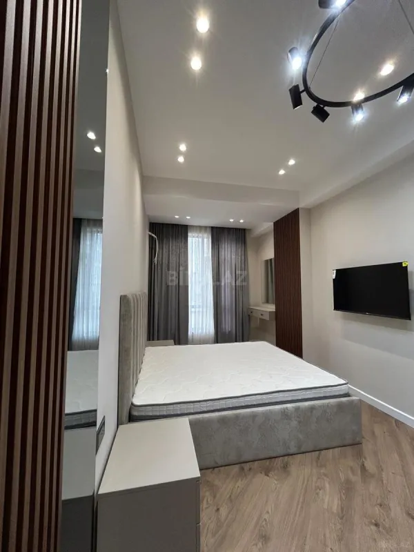 Satılır 3 otaqlı mənzil 119 m²
