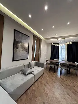 Satılır 3 otaqlı mənzil 119 m²