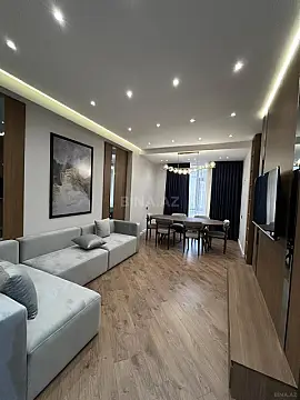 Satılır 3 otaqlı mənzil 119 m²