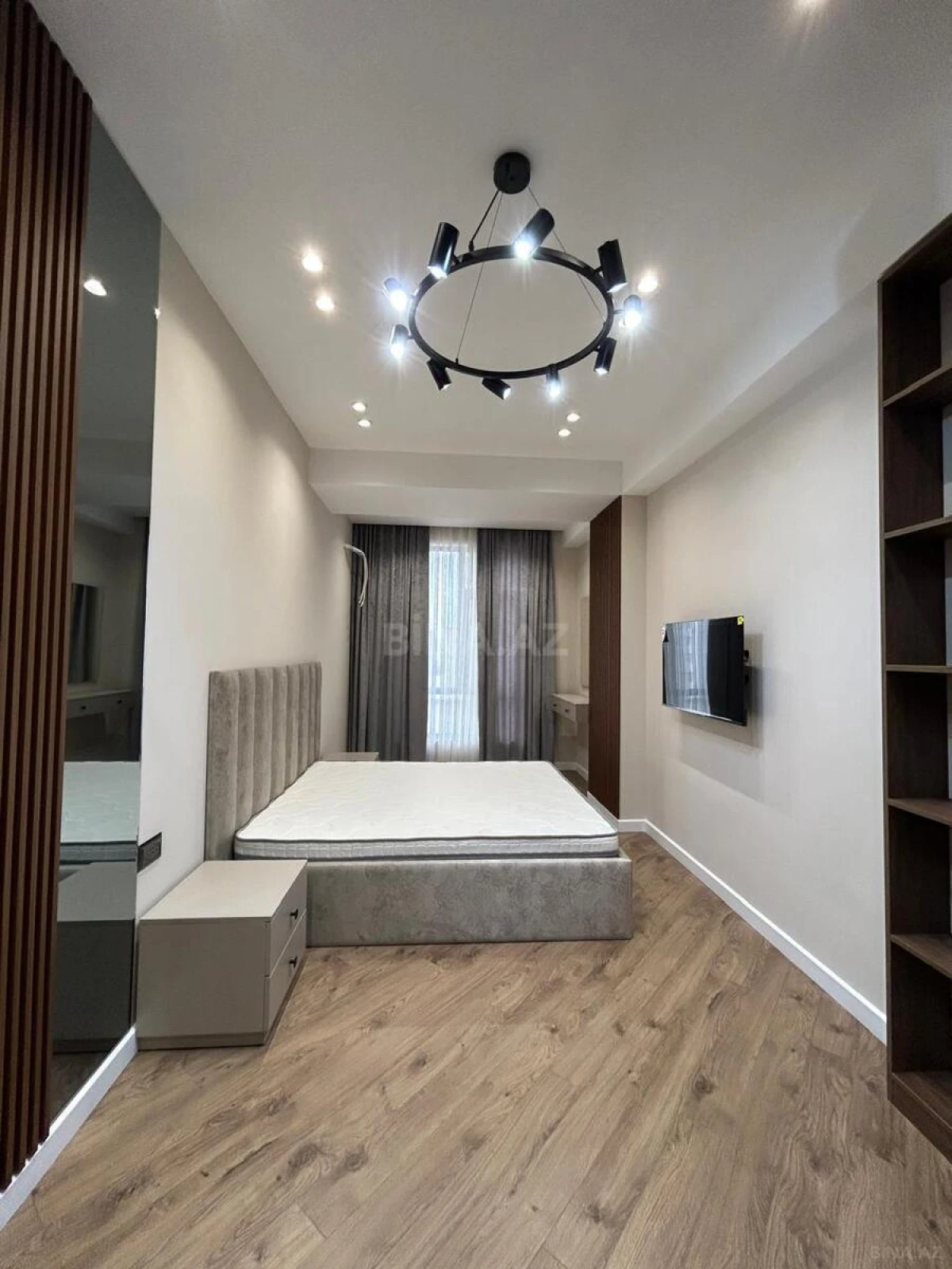 Satılır 3 otaqlı mənzil 119 m²