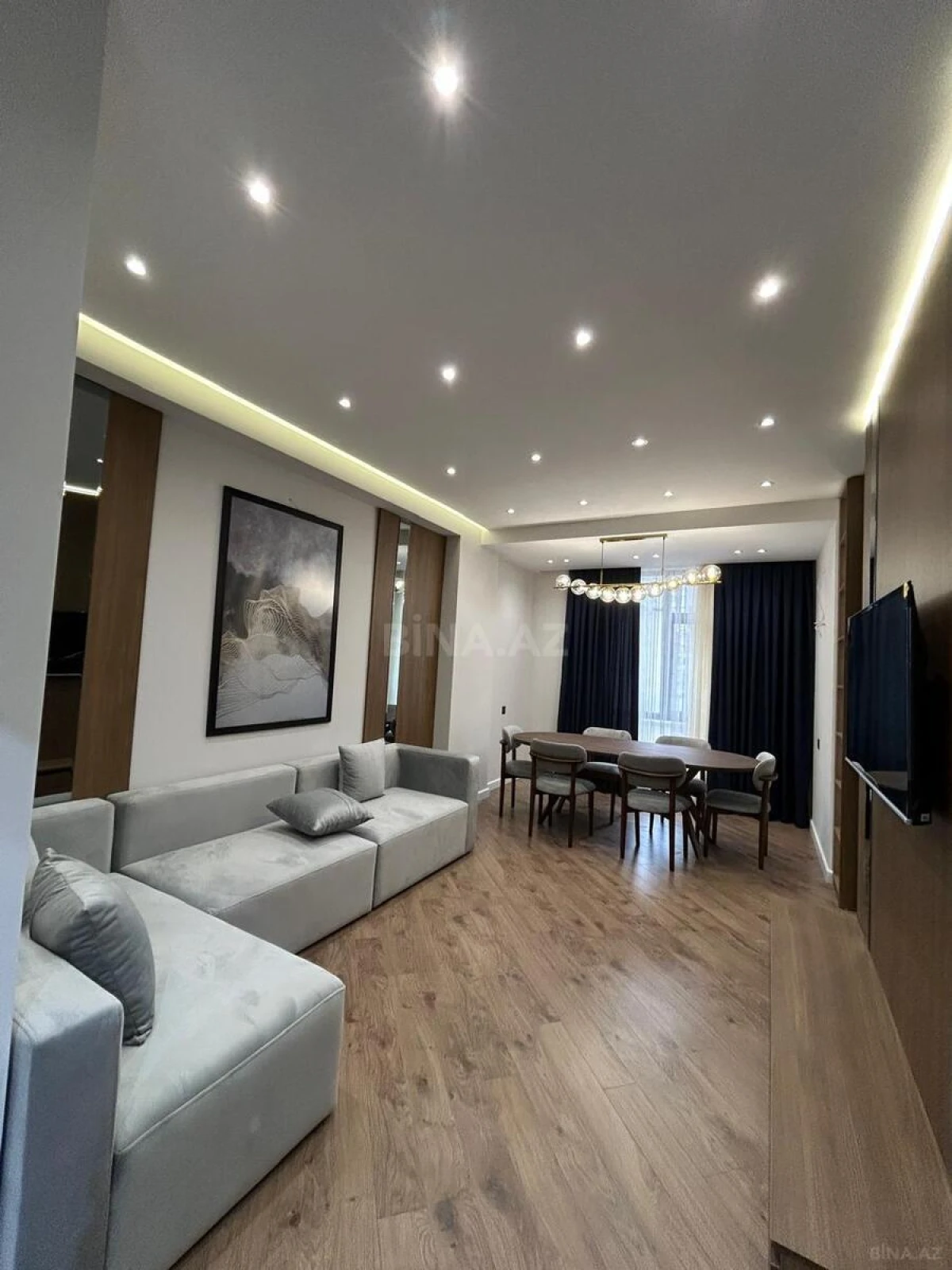 Satılır 3 otaqlı mənzil 119 m²